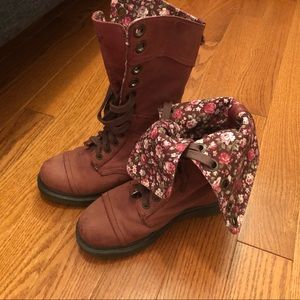 Dr. Martens 1914 Triumph Red Boots w Floral Lining